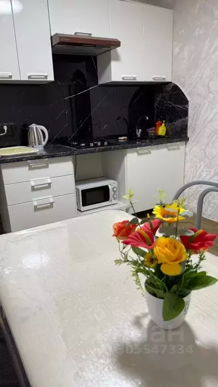 1-к кв. Чувашия, Канаш ул. Калинина, 2 (40.0 м) - Фото 1