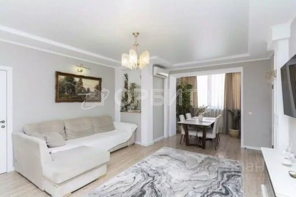 3-к кв. Тюменская область, Тюмень 6-й мкр, ул. Валерии Гнаровской, ... - Фото 1