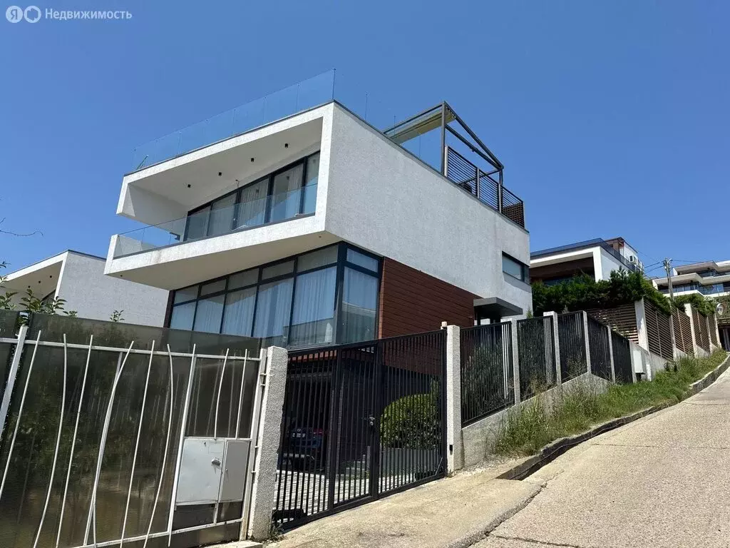Дом в Сочи, улица Ручей Видный, 84 (250 м) - Фото 1
