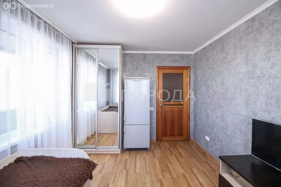 2-комнатная квартира: Барнаул, улица Веры Кащеевой, 15 (52.6 м) - Фото 2