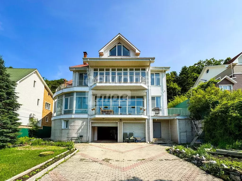 Дом в Приморский край, Владивосток Яблоневая ул., 139 (750 м) - Фото 1