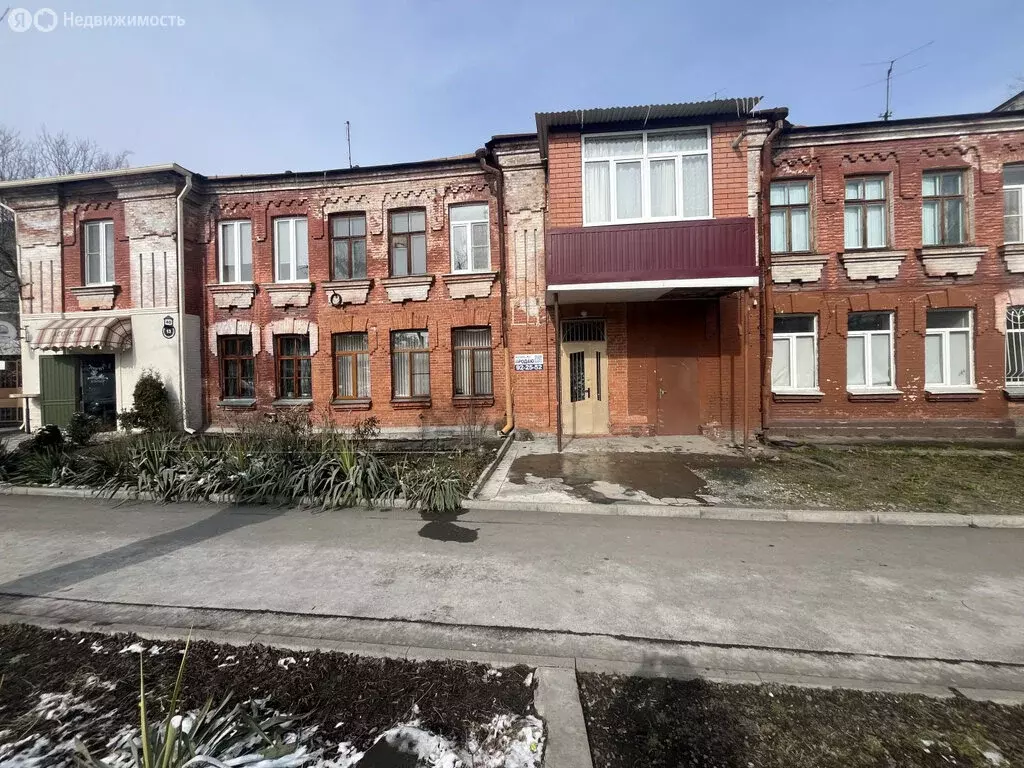 2-комнатная квартира: Владикавказ, улица Церетели, 13 (60 м) - Фото 0