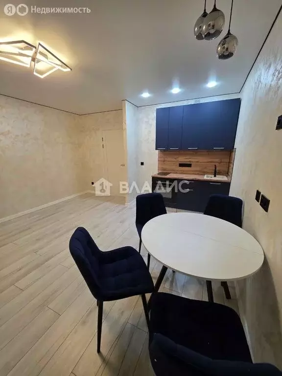 1-комнатная квартира: Тобольск, 4-й микрорайон, 37/2 (40 м) - Фото 2