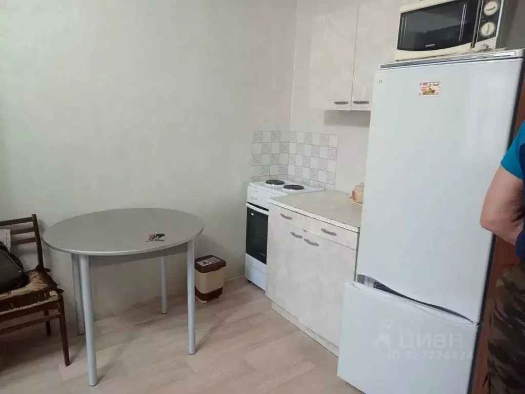 Комната Свердловская область, Екатеринбург Вторчермет жилрайон, ул. ... - Фото 2