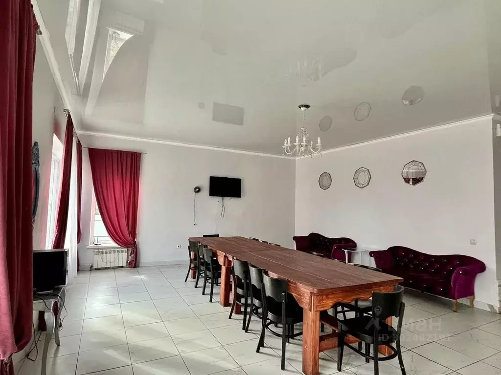 Дом в Москва Сосенское поселение, д. Столбово, 42 (420 м) - Фото 1