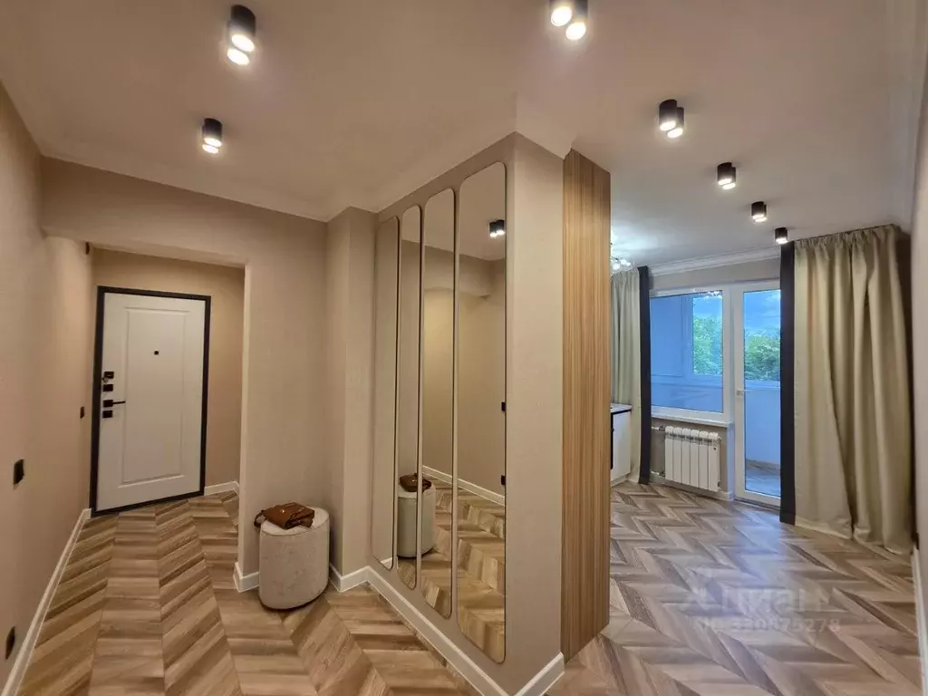 2-к кв. Севастополь просп. Октябрьской Революции, 41 (54.9 м) - Фото 1