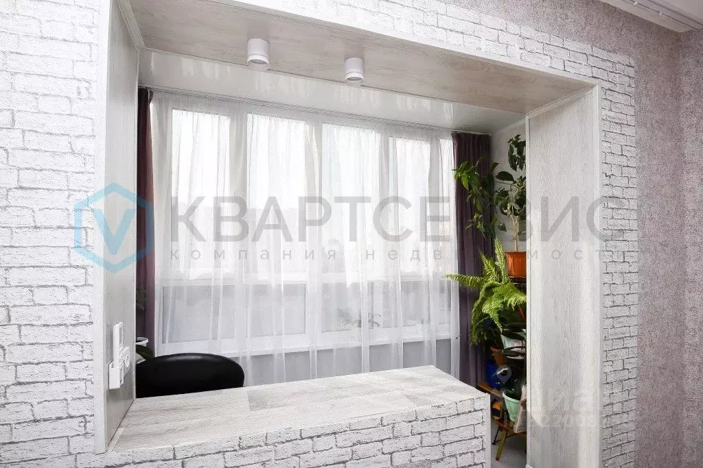 3-к кв. Омская область, Омск проезд 4-й Амурский, 6к2 (70.4 м) - Фото 1