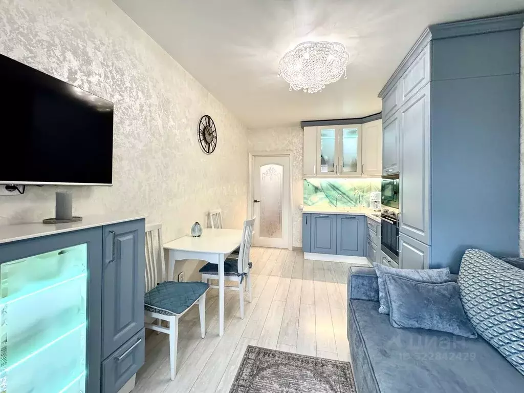 2-к кв. Воронежская область, Воронеж Троицкий кв-л, Олимпийский ... - Фото 0