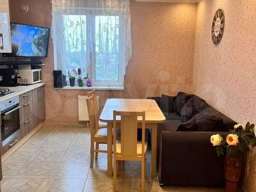 2-к. квартира, 61 м, 8/9 эт. - Фото 1