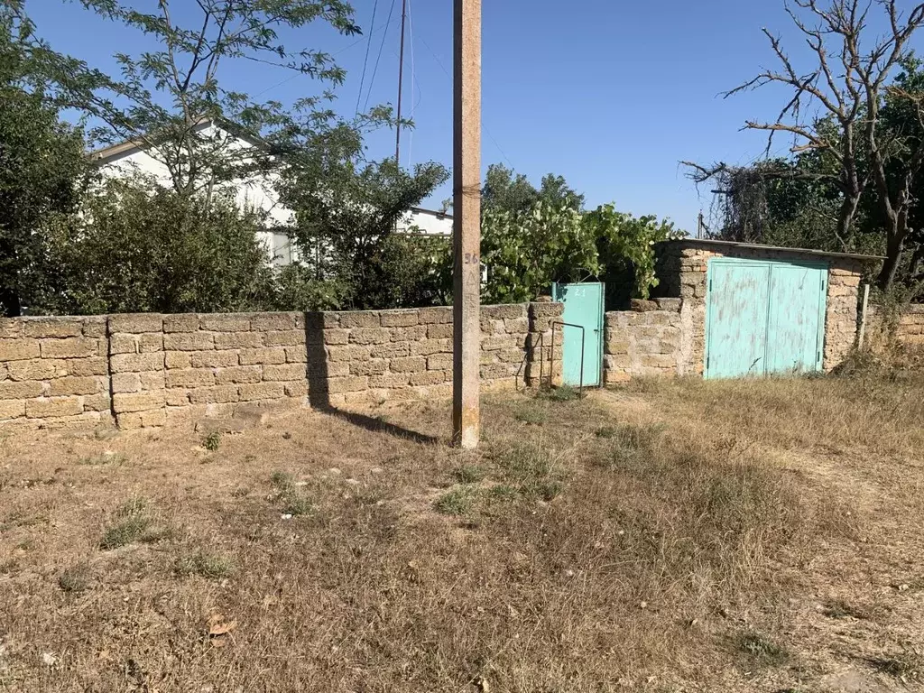 Дом в Крым, Черноморский район, Краснополянское с/пос, с. Внуково ул. ... - Фото 2