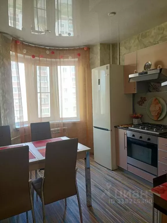 2-к кв. Воронежская область, Воронеж ул. Пирогова, 41 (55.6 м) - Фото 0