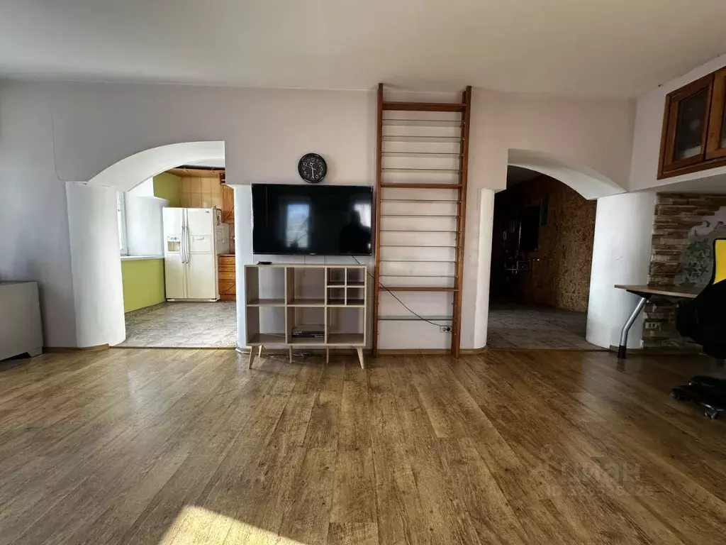 3-к кв. Хабаровский край, Хабаровск ул. Дзержинского, 39 (110.0 м) - Фото 1