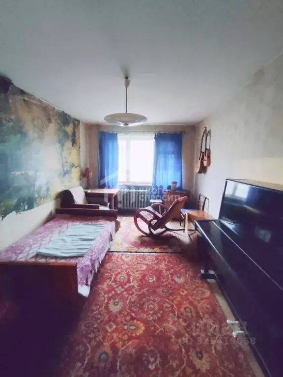 3-к кв. Санкт-Петербург, Санкт-Петербург, Ломоносов Петровский пер., 4 ... - Фото 1