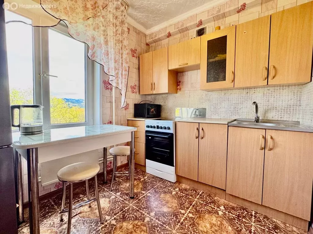 1-комнатная квартира: Саяногорск, микрорайон Енисейский, 5/6 (28.8 м) - Фото 0