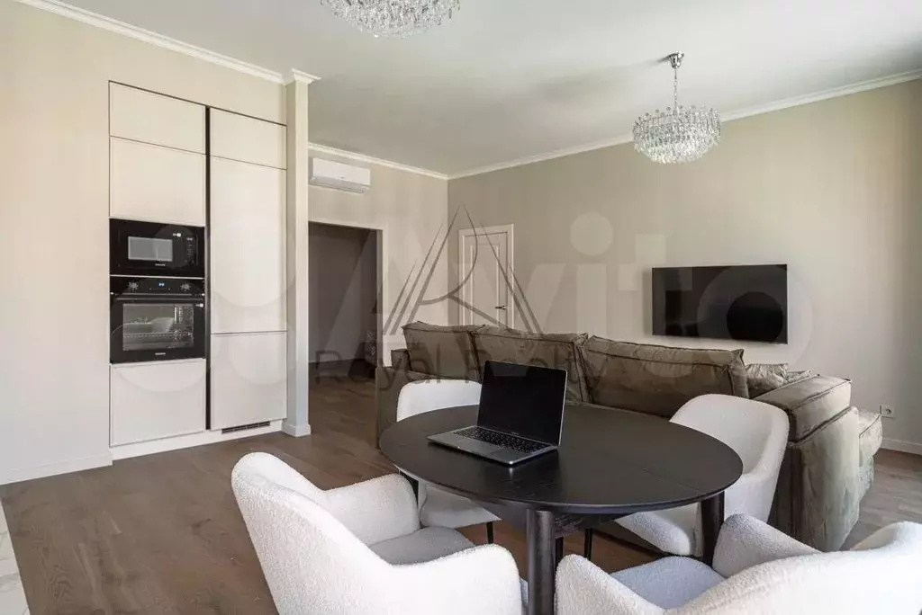2-к. квартира, 79 м, 5/8 эт. - Фото 0