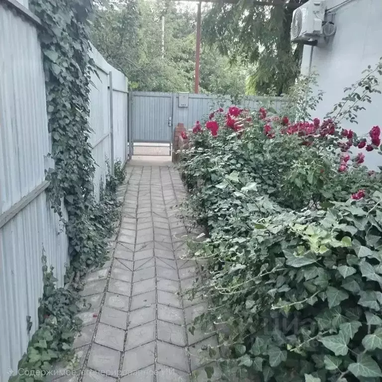 Дом в Краснодарский край, Ейский район, Должанская ст-ца ул. Калинина, ... - Фото 2