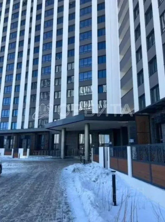 1-к кв. Тюменская область, Тюмень ул. Краснооктябрьская, 8 (44.0 м) - Фото 2