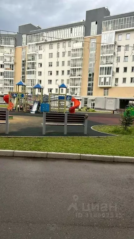 1-к кв. Красноярский край, Красноярск ул. Петра Ломако, 12 (53.0 м) - Фото 1