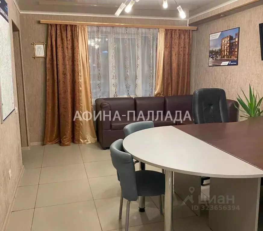 3-к кв. Ямало-Ненецкий АО, Надым ул. Зверева, 2 (57.2 м) - Фото 1