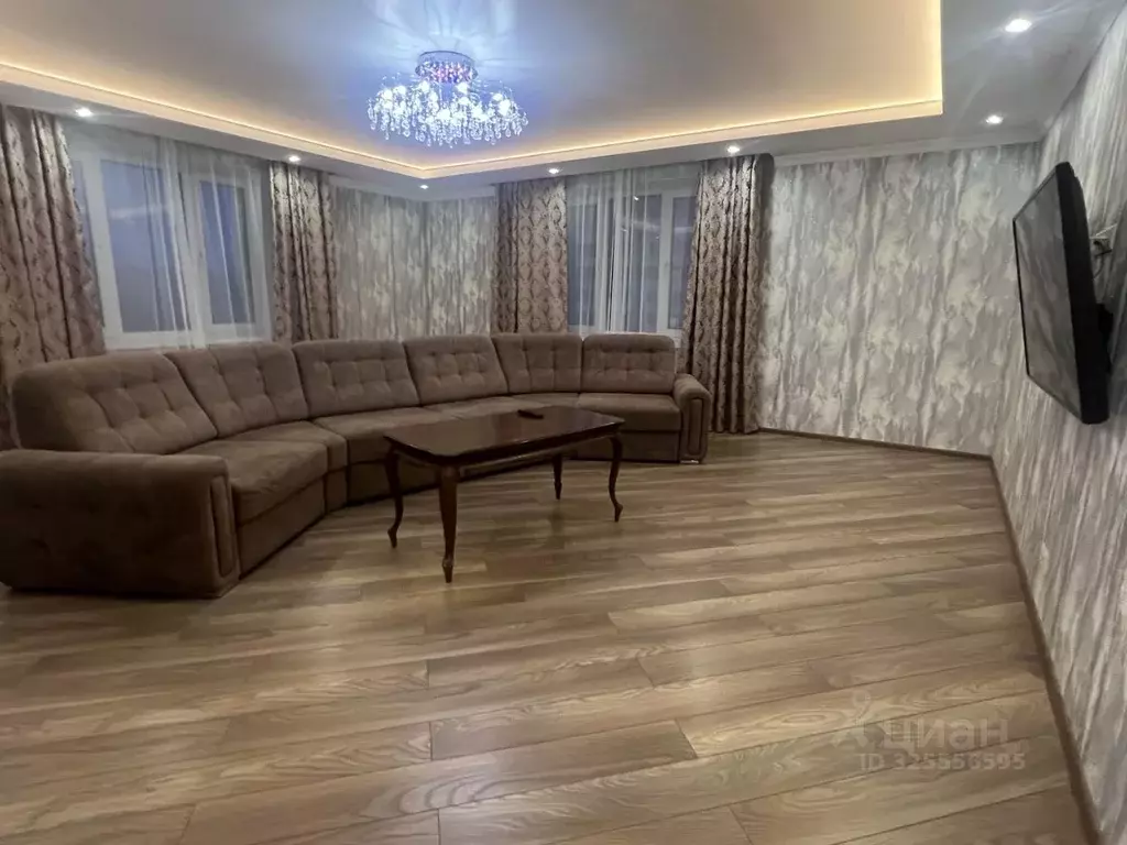 3-к кв. Омская область, Омск ул. Химиков, 17 (120.0 м) - Фото 1