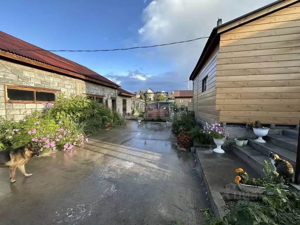 Дом в Бурятия, Иволгинский район, Сотниковское с/пос, с. Сотниково ул. ... - Фото 2