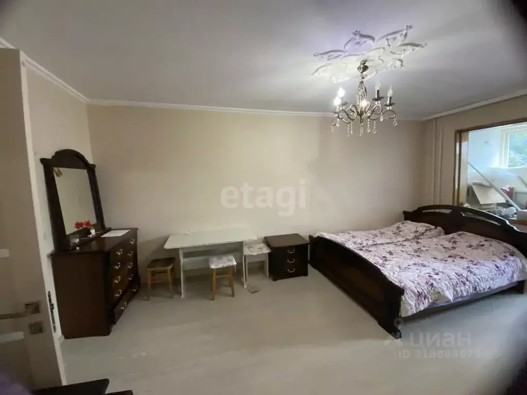 2-к кв. Северная Осетия, Владикавказ ул. Кутузова, 80к2 (50.0 м) - Фото 0