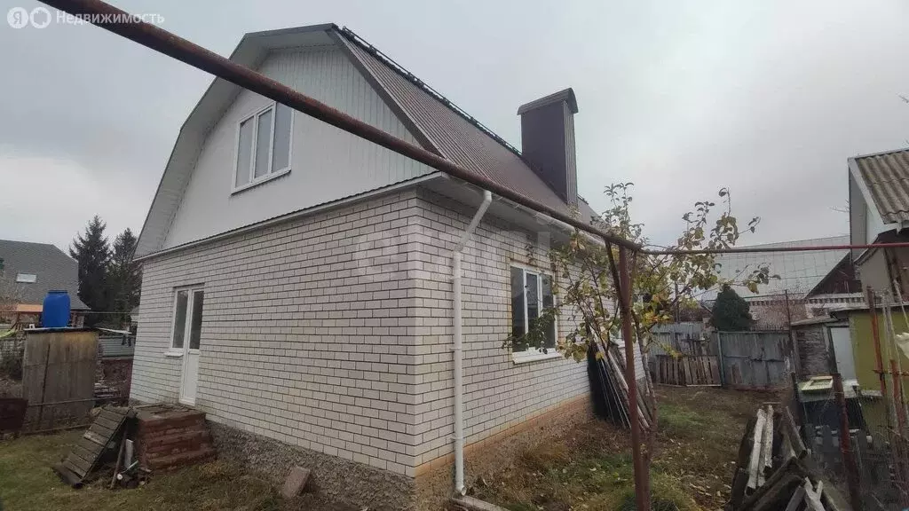 Дом в Энгельс, улица Матросова (106.6 м) - Фото 1