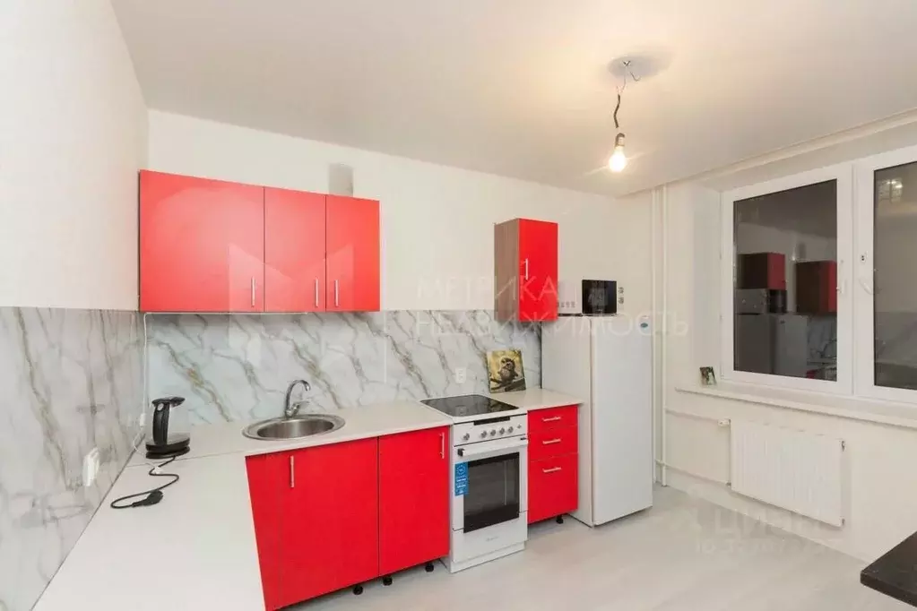 2-к кв. Тюменская область, Тюмень ул. Бирюзова, 6Б (63.2 м) - Фото 1