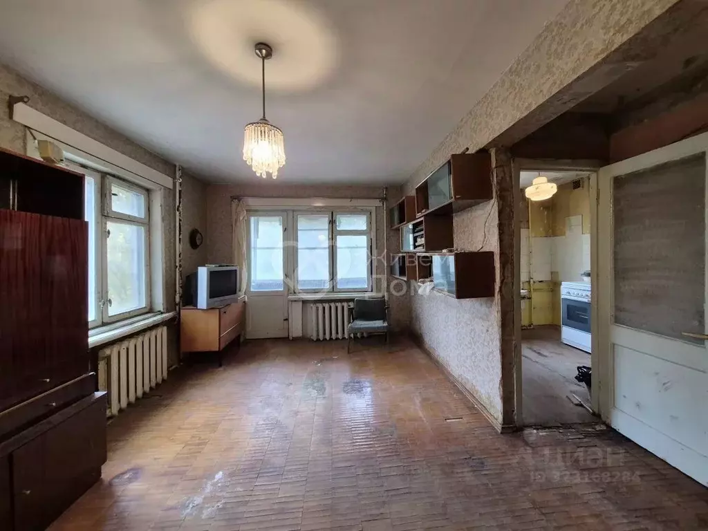 1-к кв. Волгоградская область, Волгоград ул. Жолудева, 11 (31.3 м) - Фото 0