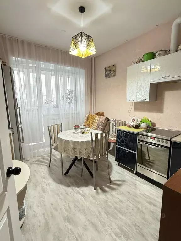 1-к кв. Иркутская область, Ангарск 18-й мкр, 19 (36.0 м) - Фото 1