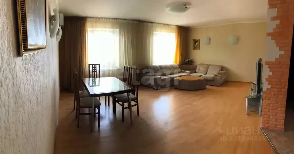 3-к кв. Вологодская область, Вологда Первомайская ул., 35А (96.0 м) - Фото 1