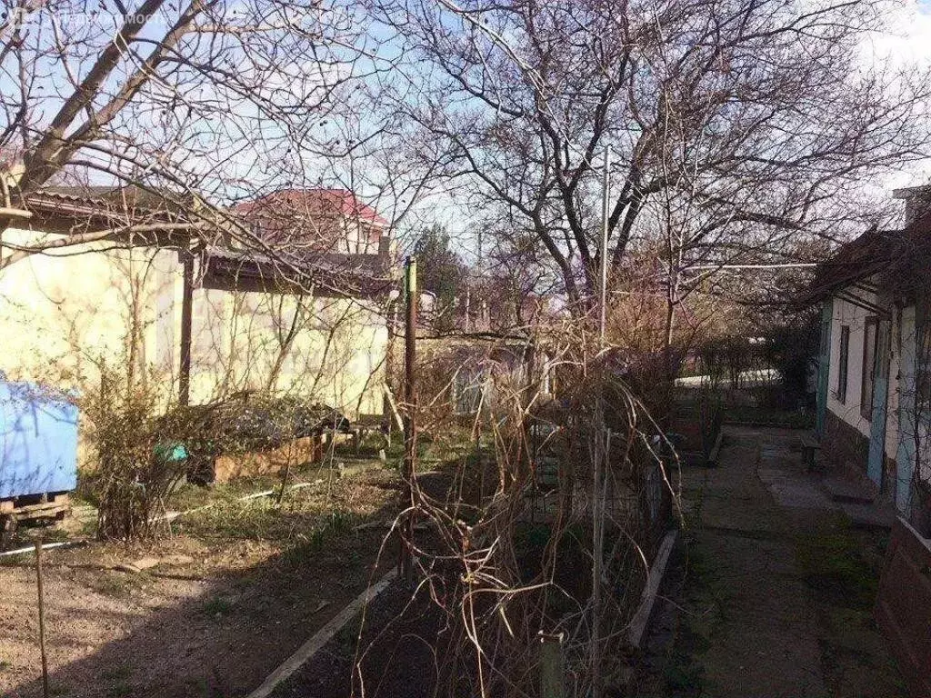 Участок в Судак, Октябрьская улица (7 м) - Фото 1