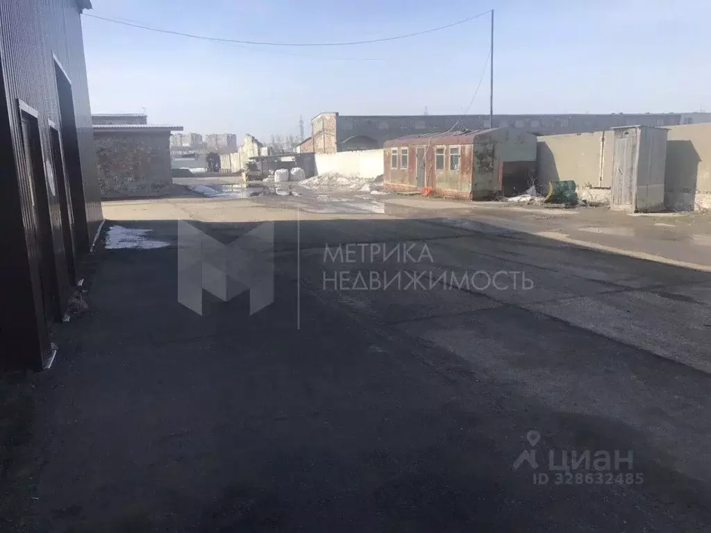 Помещение свободного назначения в Тюменская область, Тюмень ул. 30 лет ... - Фото 1
