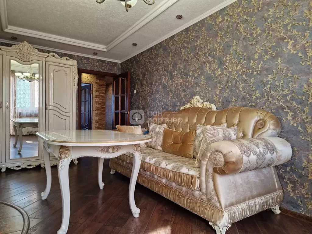 3-к кв. Ленинградская область, Луга ул. Победы, 6 (72.7 м) - Фото 2