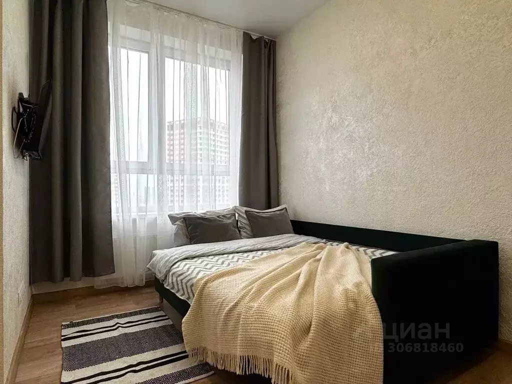 Студия Свердловская область, Екатеринбург ул. Амундсена, 7 (28.0 м) - Фото 1