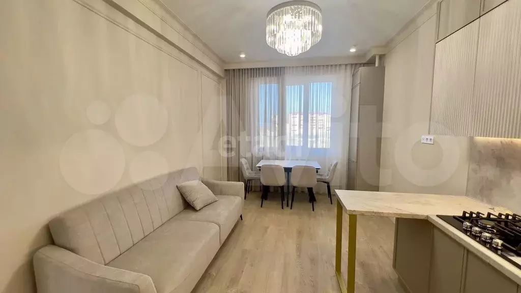 2-к. квартира, 65 м, 3/13 эт. - Фото 1