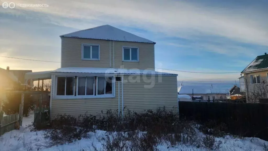 Дом в Улан-Удэ, Беловежская улица (150 м) - Фото 1