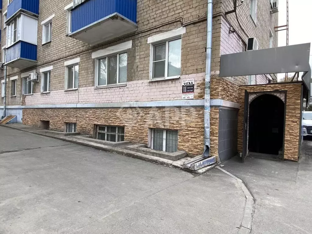 Помещение свободного назначения в Татарстан, Казань ул. Короленко, 52 ... - Фото 1
