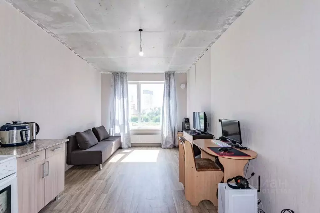 Студия Свердловская область, Екатеринбург ул. Пехотинцев, 2В (25.1 м) - Фото 1