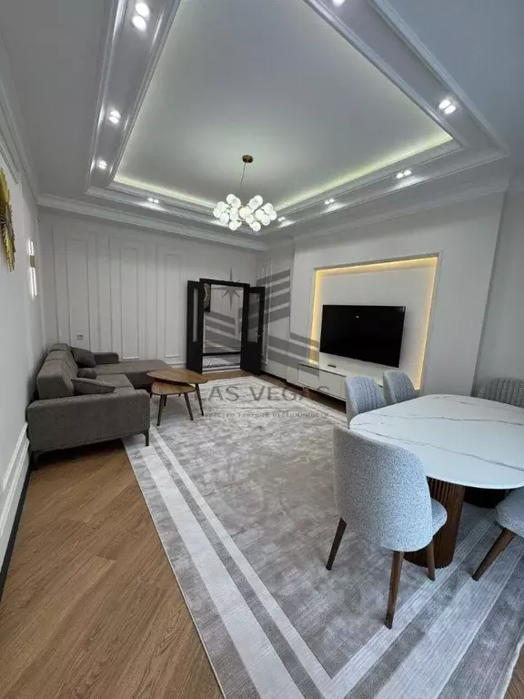 3-к кв. Санкт-Петербург Парадная ул., 3к2 (140.0 м) - Фото 1