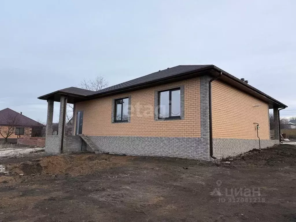 Дом в Белгородская область, Белгородский район, Дубовское с/пос, пос. ... - Фото 0