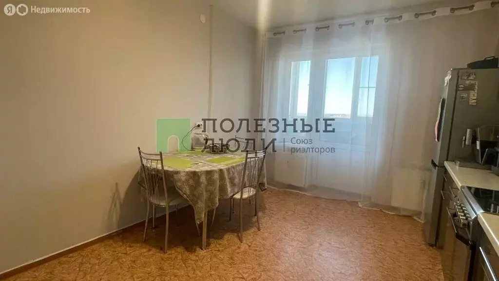 2-комнатная квартира: Ижевск, улица Е.М. Кунгурцева, 31 (61.1 м) - Фото 2