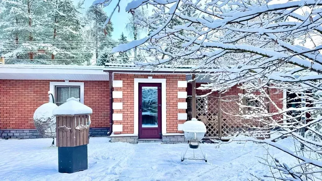 Дом в Ленинградская область, Всеволожск Благовещенский пер., 1Б (40 м) - Фото 1