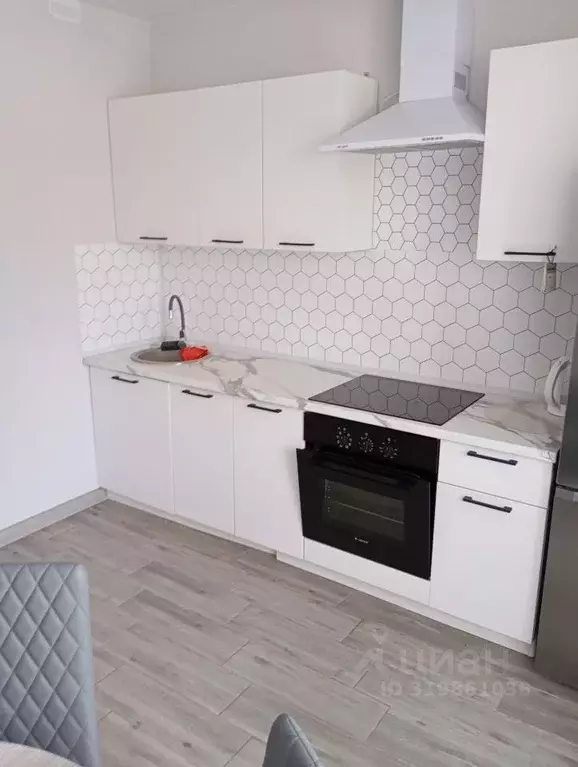 1-к кв. Волгоградская область, Волгоград ул. Имени Ивана Морозова, 2 ... - Фото 0