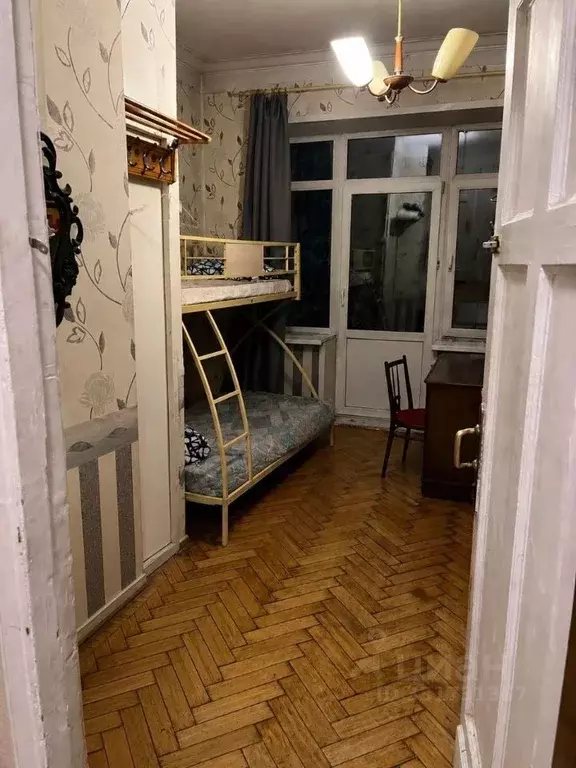 Комната Москва ул. Остоженка, 41 (14.0 м) - Фото 1