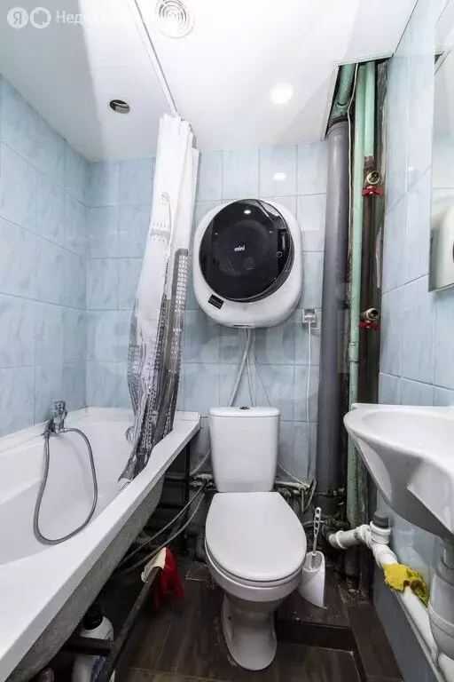Квартира-студия: Тюмень, улица Республики, 239 (15.5 м) - Фото 1