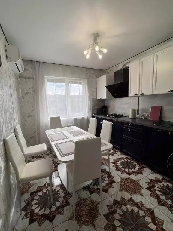 3-к кв. Краснодарский край, Геленджик Советская ул. (61.0 м) - Фото 1