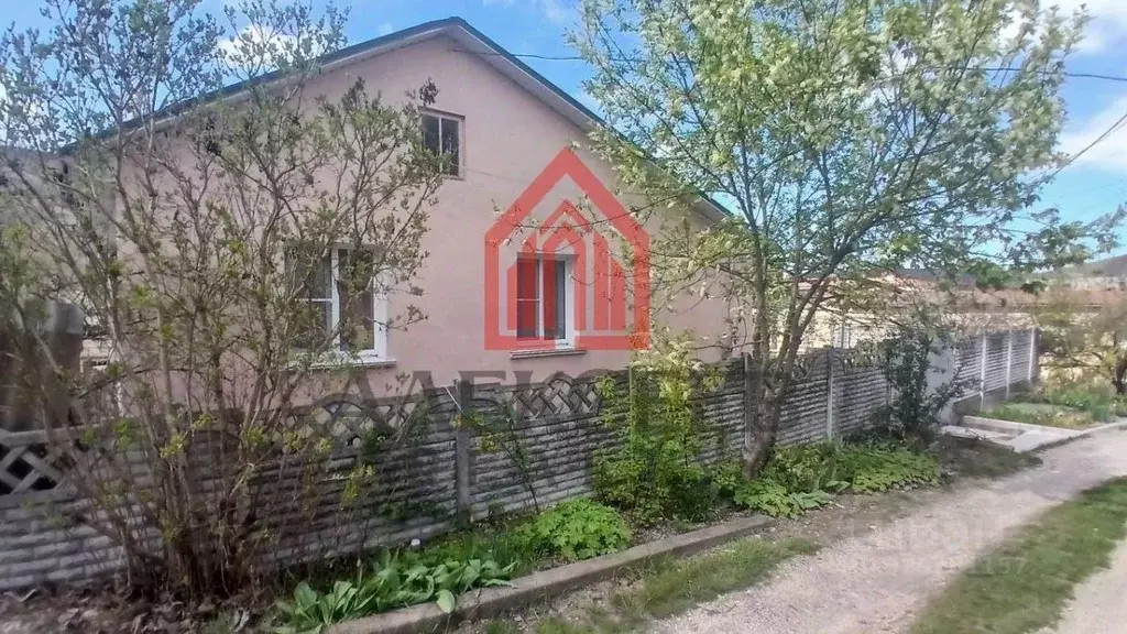 Дом в Севастополь с. Терновка, ул. Солнечная, 1 (107 м) - Фото 1