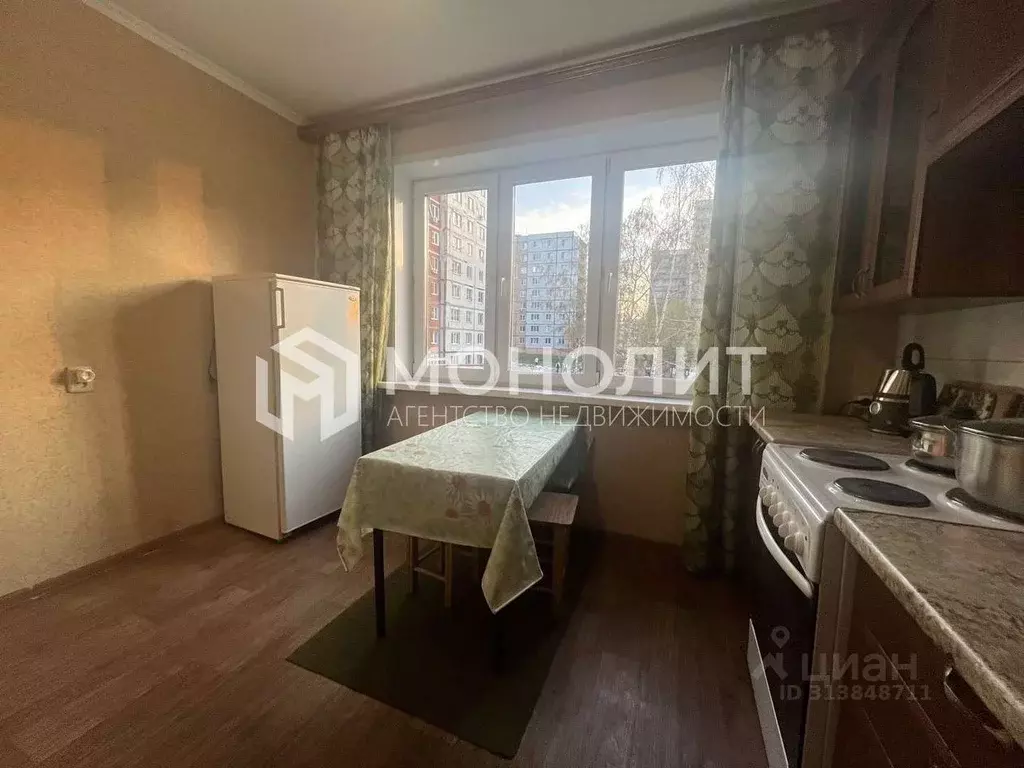 2-к кв. Белгородская область, Старый Оскол Макаренко мкр, 19 (53.0 м) - Фото 1