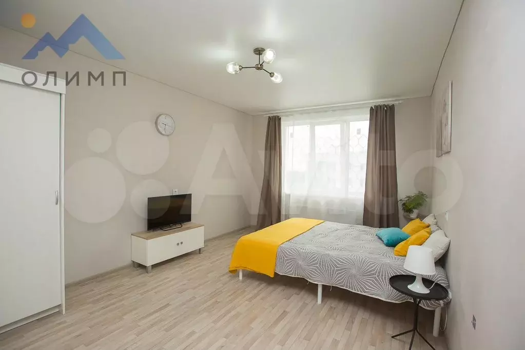 10 и более-к. квартира, 37,9 м, 10/10 эт. - Фото 1